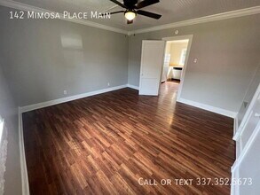 142 Mimosa Pl in Lafayette, LA - Building Photo - Building Photo