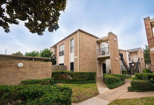 3742 Thistlemont Dr in Houston, TX - Building Photo - Building Photo