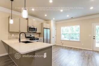 2303 Buford Town Dr in Buford, GA - Foto de edificio - Building Photo