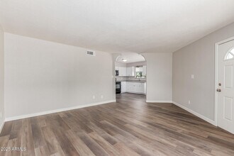 1146 E 2nd St in Mesa, AZ - Foto de edificio - Building Photo