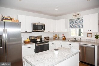 20 Foxwood Dr in Gilbertsville, PA - Building Photo - Building Photo