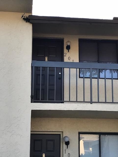 21950 Soundview Terrace-Unit -201 in Boca Raton, FL - Building Photo