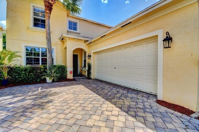 property at 804 Quartz Terrace