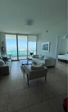 900 Biscayne Blvd, Unit 2304 in Miami, FL - Building Photo - Building Photo