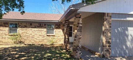 524 Merrill Dr in Clovis, NM - Building Photo - Building Photo