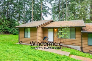 4168 Cabrini Ct in Oak Harbor, WA - Building Photo