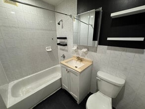 72 Somers St in Brooklyn, NY - Building Photo - Building Photo