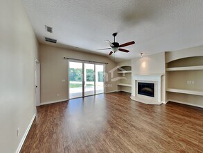 1173 Carmona Pl in St. Augustine, FL - Foto de edificio - Building Photo