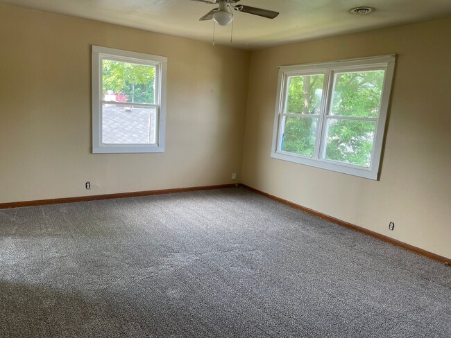 2416 Brookline Ave in Dayton, OH - Building Photo - Building Photo