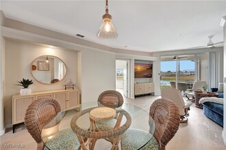 1101 Sweetwater Ln in Naples, FL - Building Photo - Building Photo