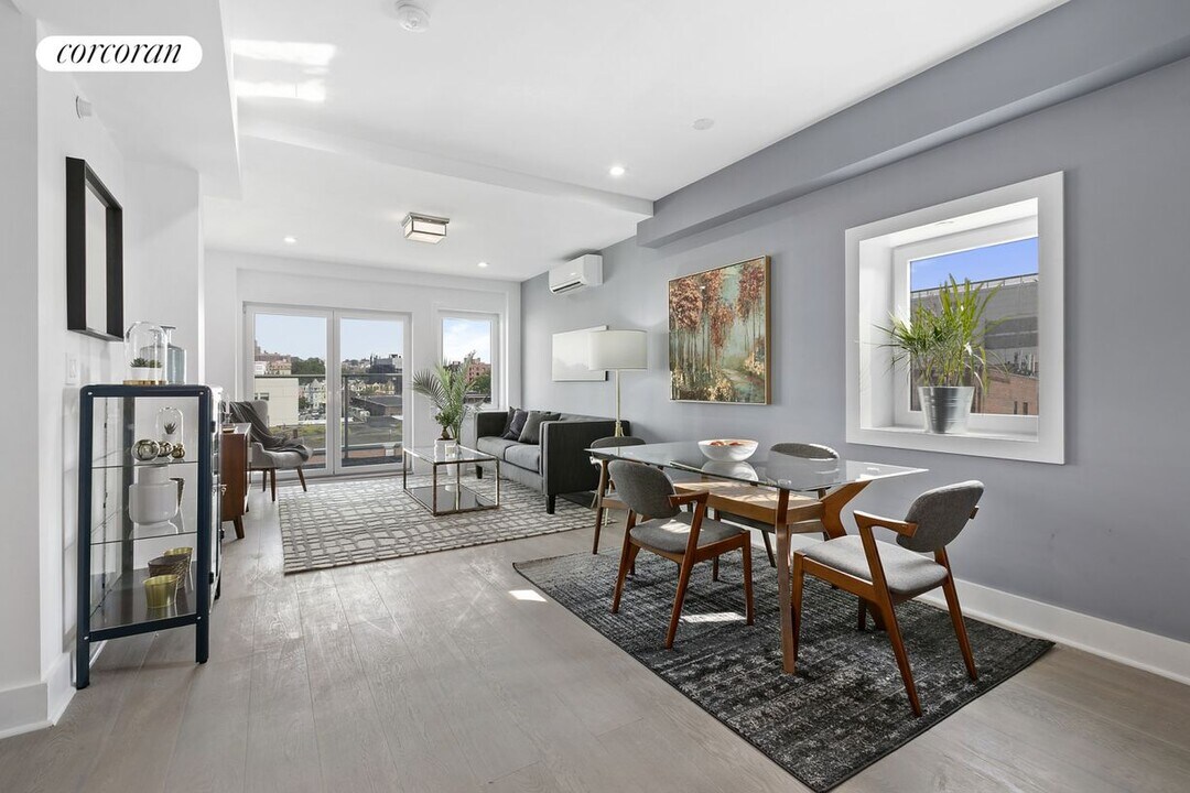 345 Lenox Rd in Brooklyn, NY - Building Photo