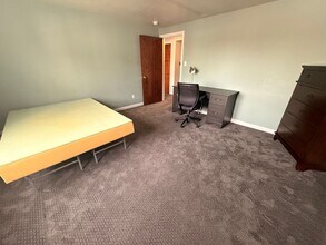 110 N Gill St in State College, PA - Building Photo - Building Photo