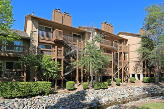 Sunrise Creek Apartments in Citrus Heights, CA - Building Photo - Building Photo