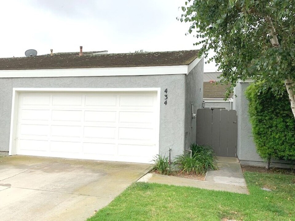 434 Reed Way in Port Hueneme, CA - Building Photo