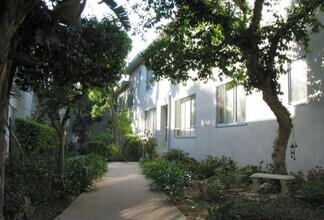 11660 Chenault Street, in Los Angeles, CA - Building Photo - Building Photo