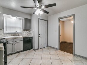 3816 NW 20th St in Oklahoma City, OK - Building Photo - Building Photo