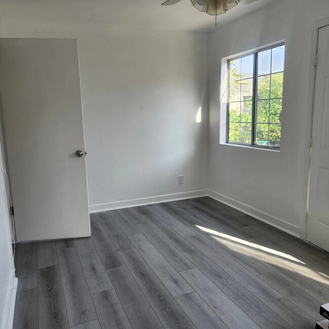 3529 Opal St in Los Angeles, CA - Building Photo - Building Photo