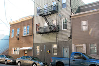 4202 Palisade Ave in Union City, NJ - Foto de edificio - Building Photo