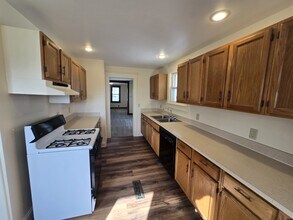 417 W Walnut St in Independence, MO - Building Photo - Building Photo