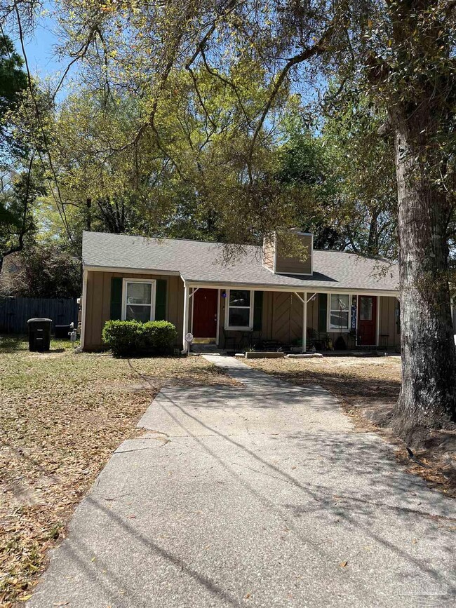 5920 Mona Ln in Pensacola, FL - Building Photo - Building Photo