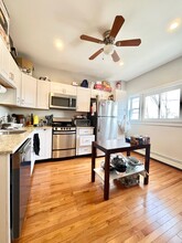 818 Parker St, Unit 1 in Boston, MA - Building Photo - Building Photo