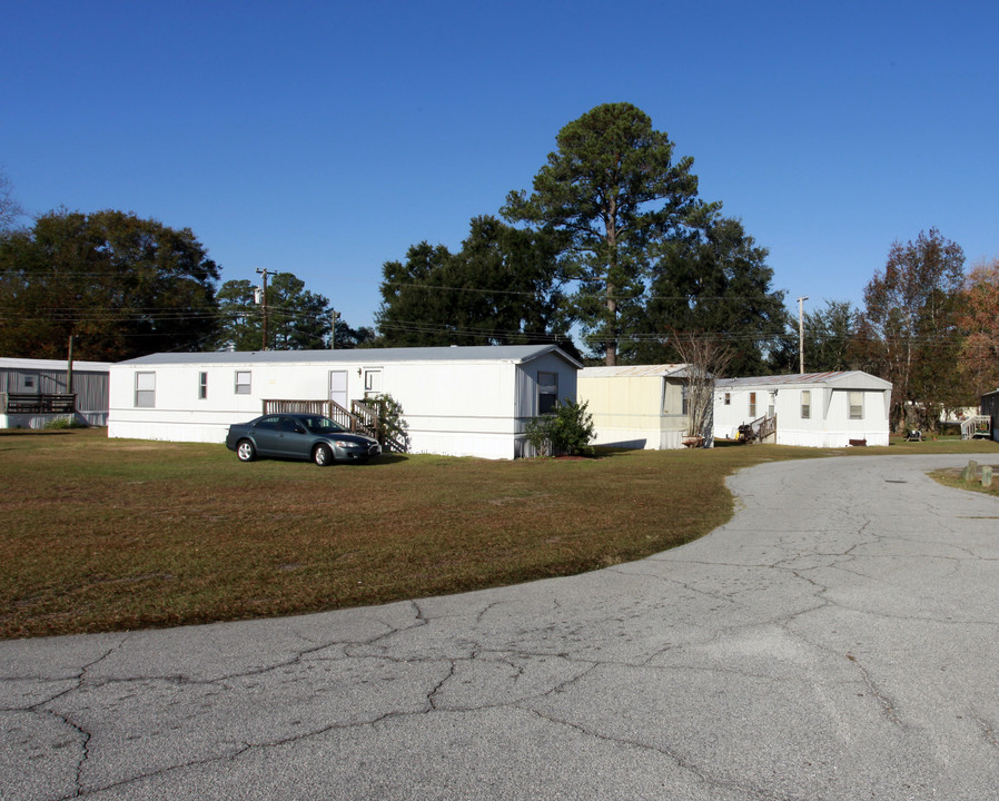 Crosby Mobile Estates in Savannah, GA - Building Photo