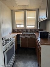 29435 Euclid Ave in Wickliffe, OH - Building Photo - Building Photo