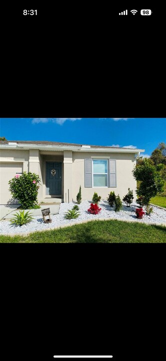531 Nardello Dr in Deltona, FL - Building Photo