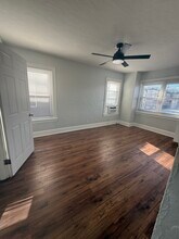 7008 Plainfield Rd in Cincinnati, OH - Building Photo - Building Photo