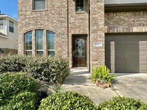 18002 Alora Springs Trace in Houston, TX - Foto de edificio - Building Photo
