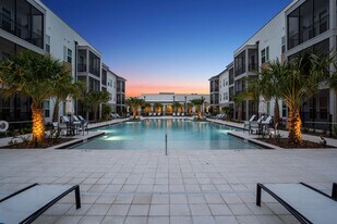 Brixley in Bradenton, FL - Building Photo