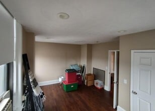 910 4th Ave in Huntington, WV - Building Photo - Building Photo