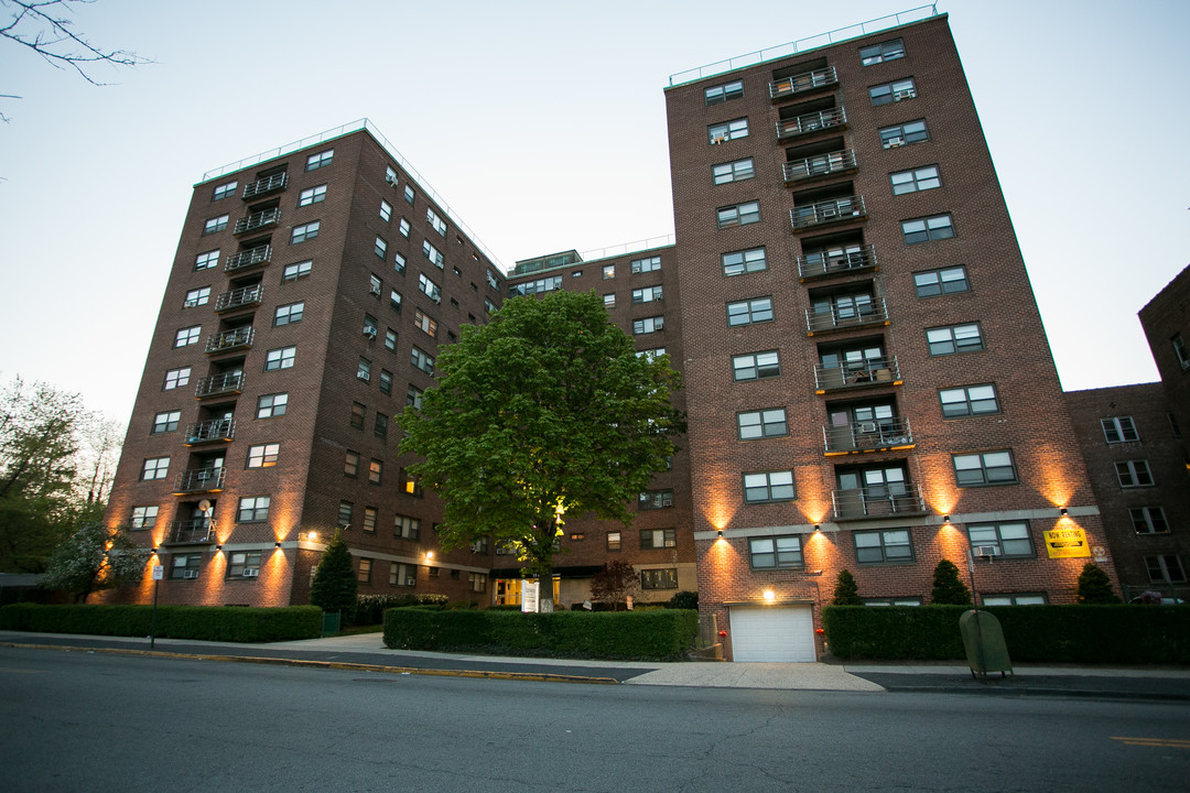 Glenwood Apartments in East Orange, NJ - Building Photo