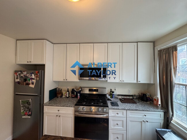 83 Bolton St, Unit 1 in Boston, MA - Building Photo - Building Photo