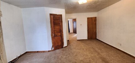 210 Taylor St in Pittsburgh, PA - Building Photo - Building Photo
