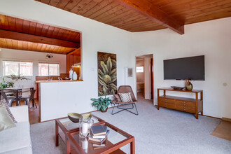 4357 Rialto St in San Diego, CA - Building Photo - Interior Photo