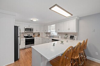 38 Roosevelt St in Braintree, MA - Building Photo - Building Photo