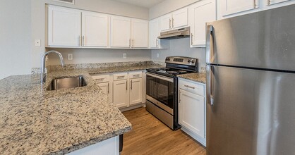 Montelena Apartments in Round Rock, TX - Foto de edificio - Building Photo