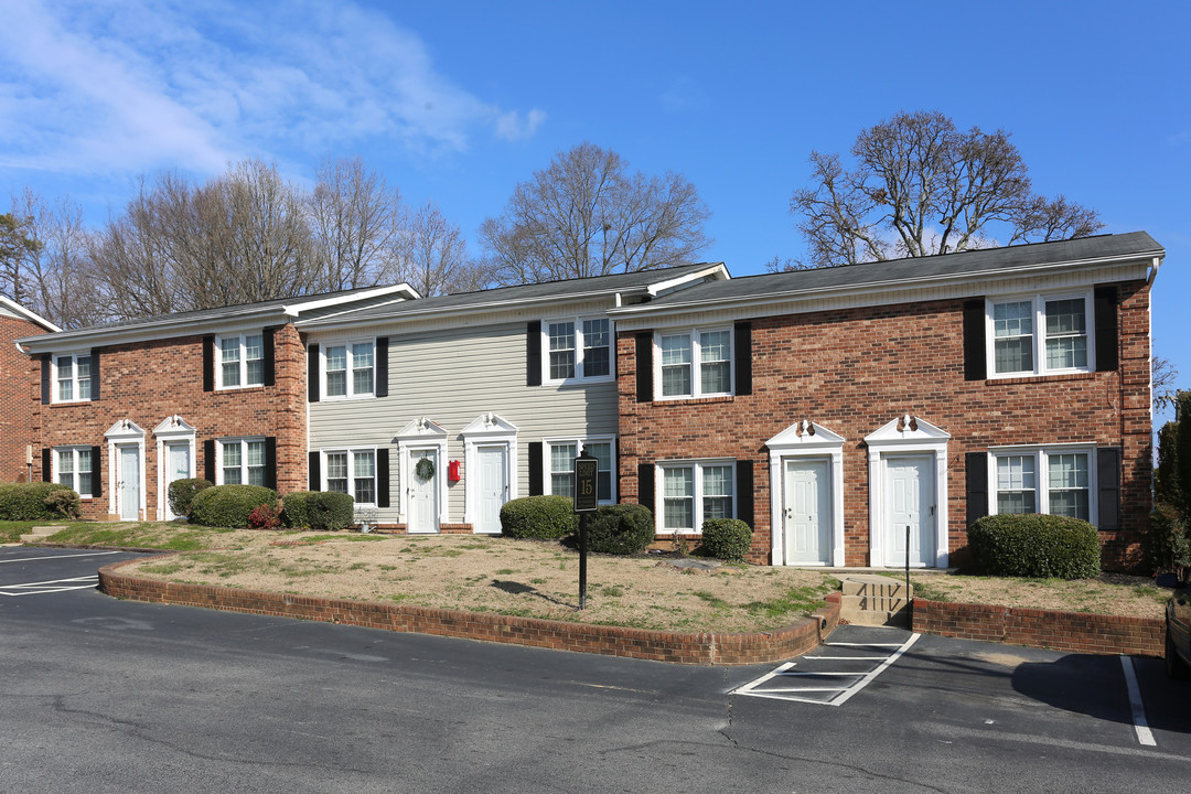 Holly Hill Townhomes Photo