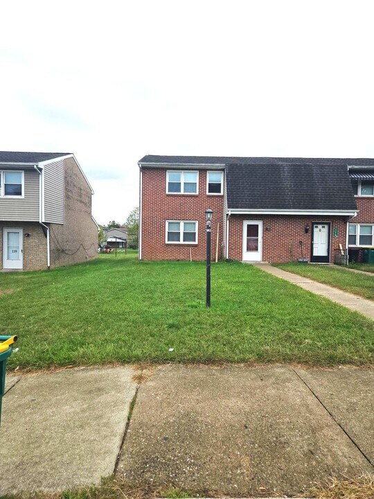 114 Buchanan St in Chambersburg, PA - Building Photo