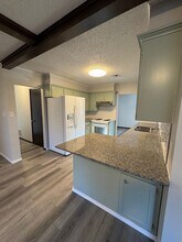 2016 W Jefferson St in Siloam Springs, AR - Building Photo - Building Photo