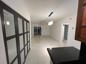 1560 NE 127th St in North Miami, FL - Building Photo - Building Photo