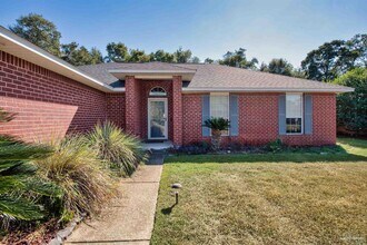 5920 Ashton Woods Cir in Milton, FL - Building Photo - Building Photo