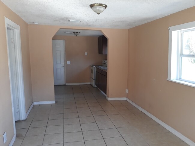 9 Lenox Ct-Unit -10-101 in DeLand, FL - Building Photo - Building Photo