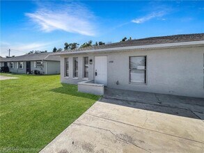 17582 Cypress Point Rd in Ft. Myers, FL - Building Photo - Building Photo