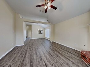 6002 Lone Prairie Way in Katy, TX - Building Photo - Building Photo