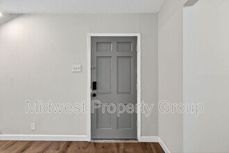 7348 Lynn Ave in University City, MO - Building Photo - Building Photo