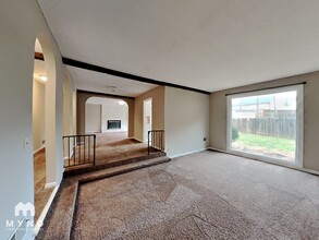 988 Hearthstone Dr in Stone Mountain, GA - Building Photo - Building Photo