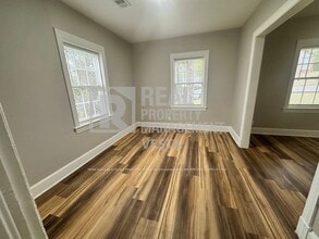 1076 Carlisle Ave in Macon, GA - Building Photo - Building Photo