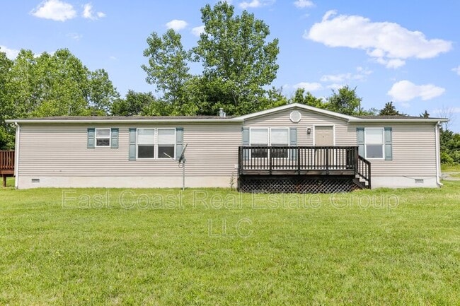 123 Battlefield Dr in Bunker Hill, WV - Building Photo - Building Photo